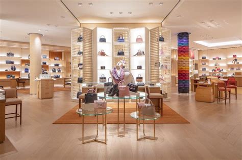 louis vuitton original store|what stores carry louis vuitton.